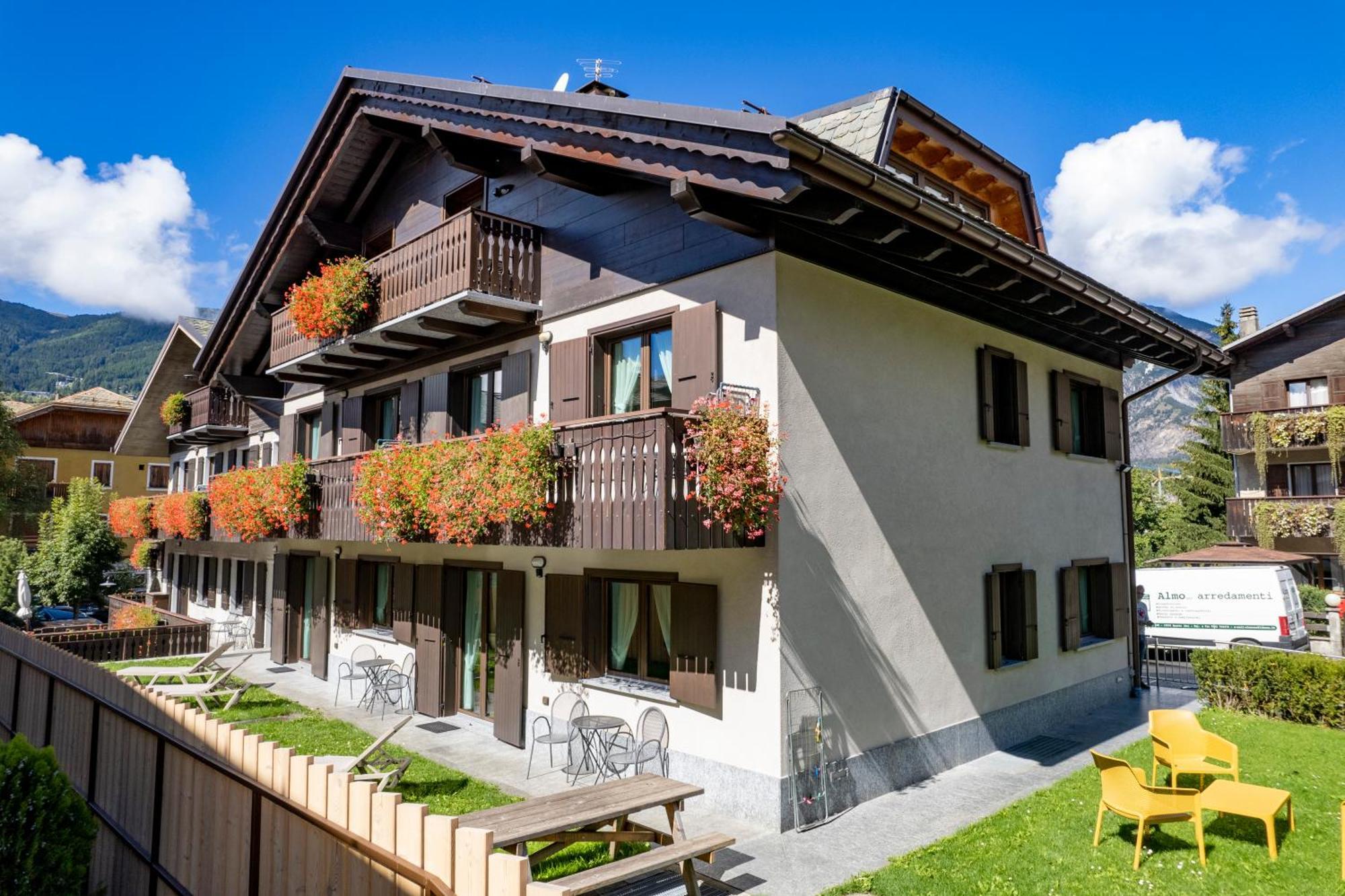 Chalet Silvi Residence Bormio Exteriör bild